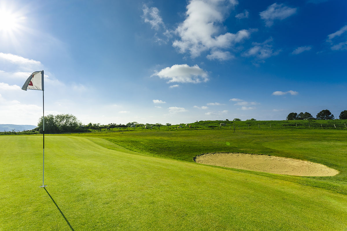 Your Guide to Golf Courses and Clubs Around the Main Line Area