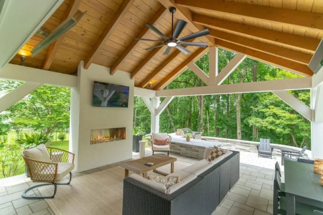 Outdoor patio